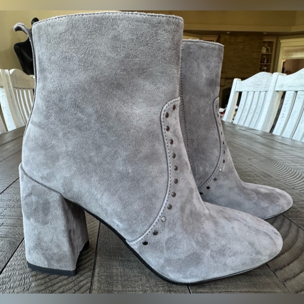 Coach Farrah Booty Heather Grey - Suede Heeled Boots Women’s Size 8B (NWOT) - Picture 4 of 12